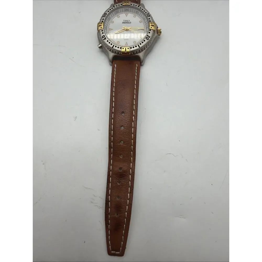 Vintage! Timex Indiglo Watch leather - Circa 1995 37mm New battery - WORKS!